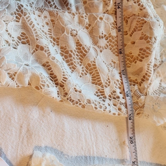 Lulu's White Laced Lined Maxi Sz. L Dress Event Wedding - Picture 13 of 16